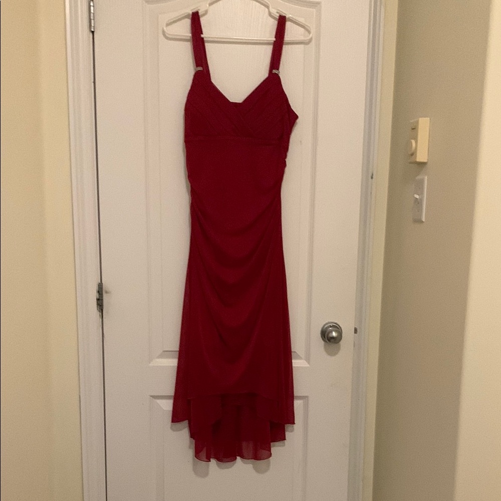 Red Sleeveless Sheath Cocktail Dress with Spaghetti Straps